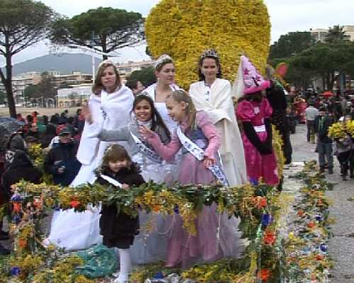 CORSO DU MIMOSA 2009 A SAINTE-MAXIME