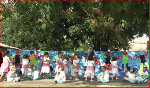 FETE DE L'ECOLE MATERNELLE SIMON LORIERE SAINTE MAXIME