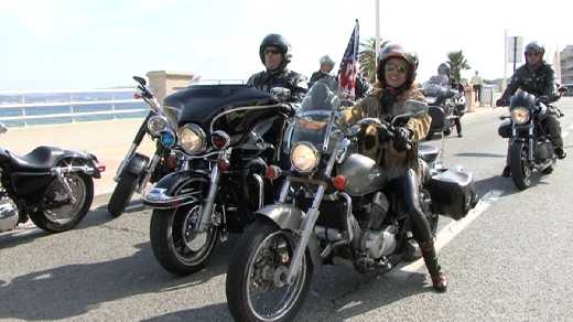 PARADE HARLEY DAVIDSON A STE MAXIME