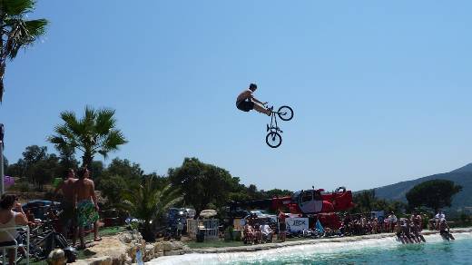 1ER RASSEMBLEMENT AU RAM-JAM PARC DE SAINTE-MAXIME