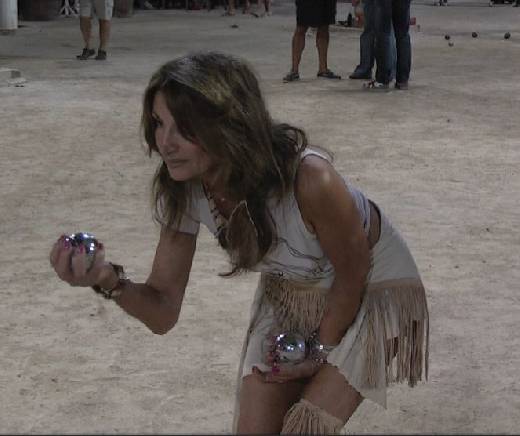 NOCTURNE  COSTUMEE  DE  LA  BOULE  MAXIMOISE