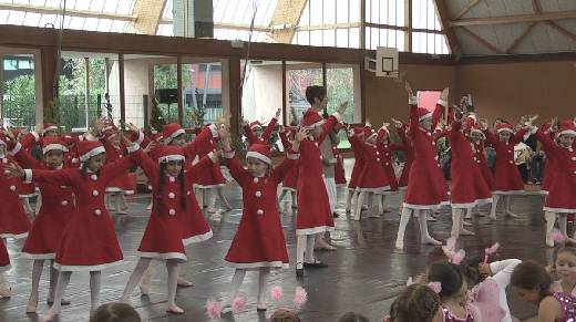 COGOLIN EXTRAIT DU SPECTACLE DE NOEL