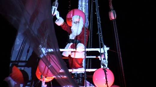 ARRIVEE DU PERE NOEL A SAINT-TROPEZ LE 24/12/2011