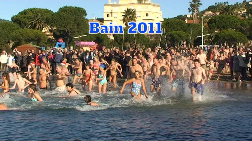 BAIN DU BOUT DE L'AN 2011 A SAINTE MAXIME