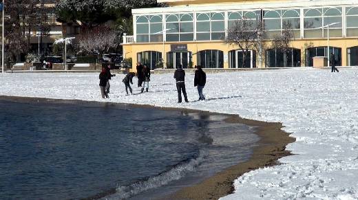 SAINTE MAXIME BALLADE SOUS LE SOLEIL DANS LA NEIGE