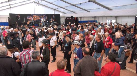 DEMONSTRATION DE DANSE COUNTRY A SAINTE MAXIME 2013