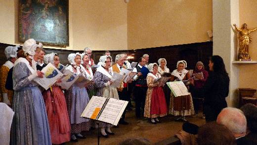 CONCERT DE NOEL PROVENCAL GASSIN 2013 (EXTRAIT)