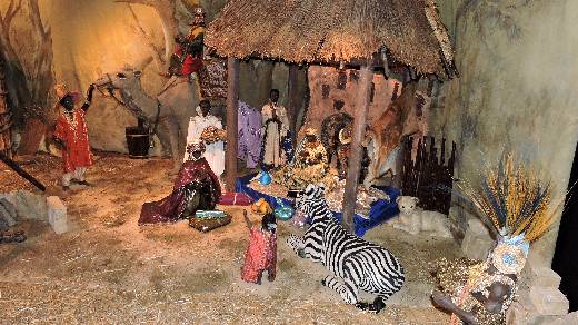SAINTE MAXIME EXPOSITION DE NOEL - CRECHE AFRICAINE
