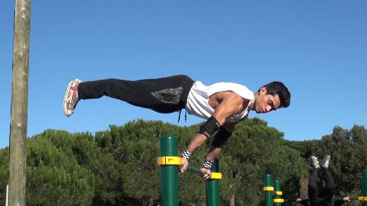 IMAGES DE L'INAUGURATION DU PARCOURS DE STREET WORKOUT A SAINTE MAXIME