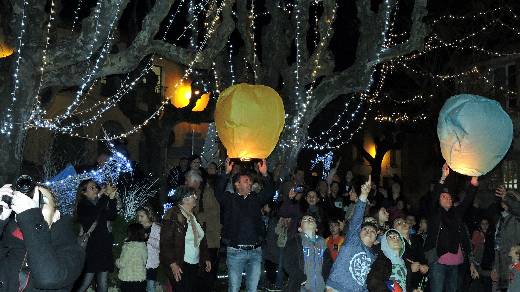 LE PLAN DE LA TOUR ARRIVEE DU PERE NOEL 2015