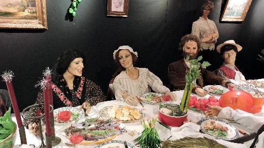 SAINTE MAXIME EXPOSITION CRECHE ET DINER DE MISTRAL