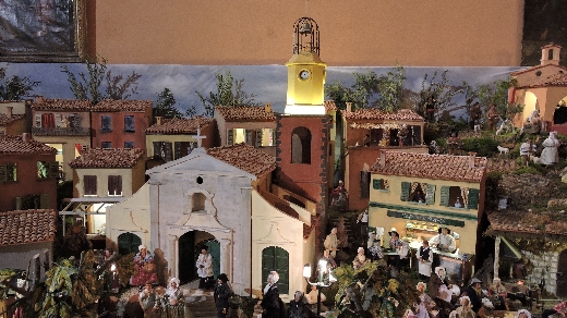 NOEL A SAINT TROPEZ LA CRECHE PROVENCALE DE LA NATIVITE