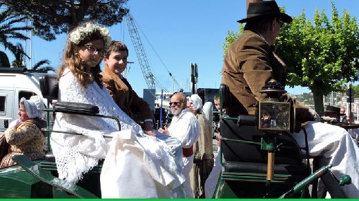 LA PETITE MAIO 2017 DAPHNEE MONNI ET SON CHEVALIER SERVANT LOUIS BOSCA