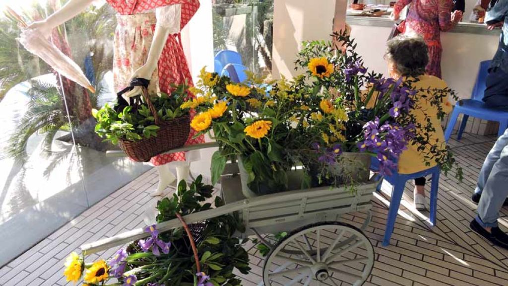 SAINTE MAXIME EXPOSITION DE PRINTEMPS ART ET ARTISANAT