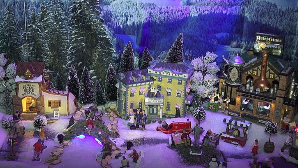 LE VILLAGE MAGIQUE DE MAX. COGOLIN NOEL 2018