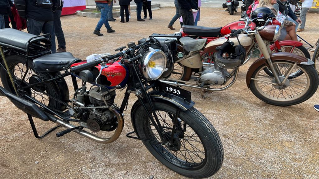 27ème rassemblement de motos anciennes