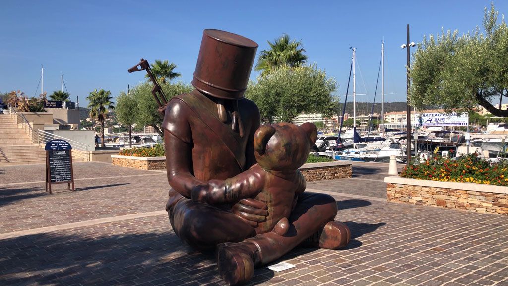 Exposition à ciel ouvert au cœur de la ville de Sainte-Maxime