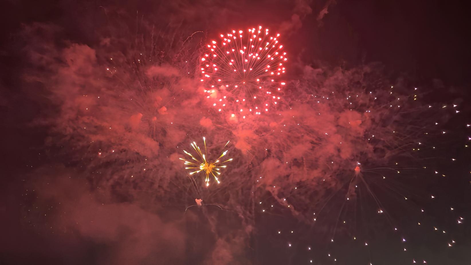Sainte Maxime feu d'artifice du 28 décembre 24