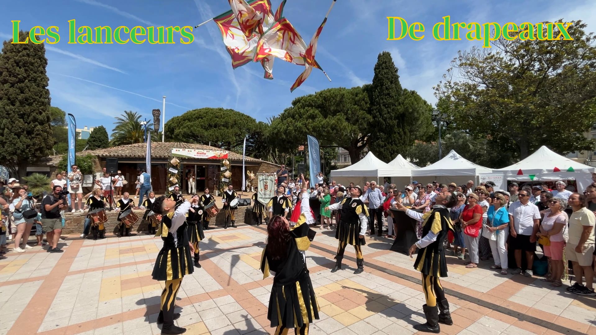 lanceur de drapeaux a la fest'italia 2025