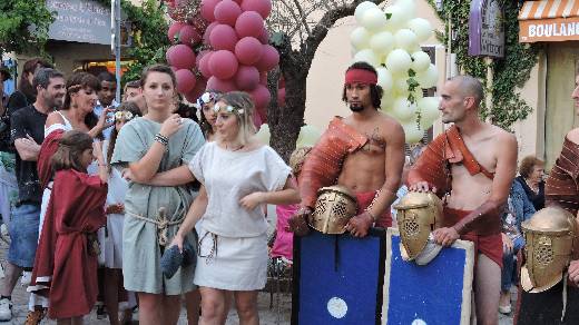 LE PLAN DE LA TOUR 7EME  FETE DE LA VIGNE ET DU VIN A L'EPOQUE ROMAINE