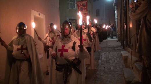 LES MEDIEVALES DE COGOLIN 2016.PARADE NOCTURNE ET CEREMONIE TEMPLIERE.