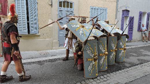 LE PLAN DE LA TOUR LES LEGIONNAIRES ET GLADIATEURS